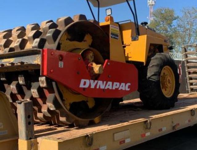 Locação Rolo Compactador e Máquinas em Montes Claros, e filial em Buritizeiro / MG e Região