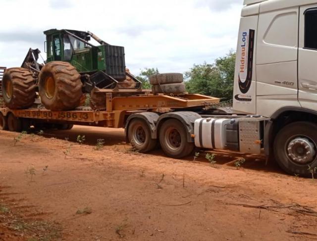Transporte de Máquinas em Montes Claros, e filial em Buritizeiro / MG e Região
